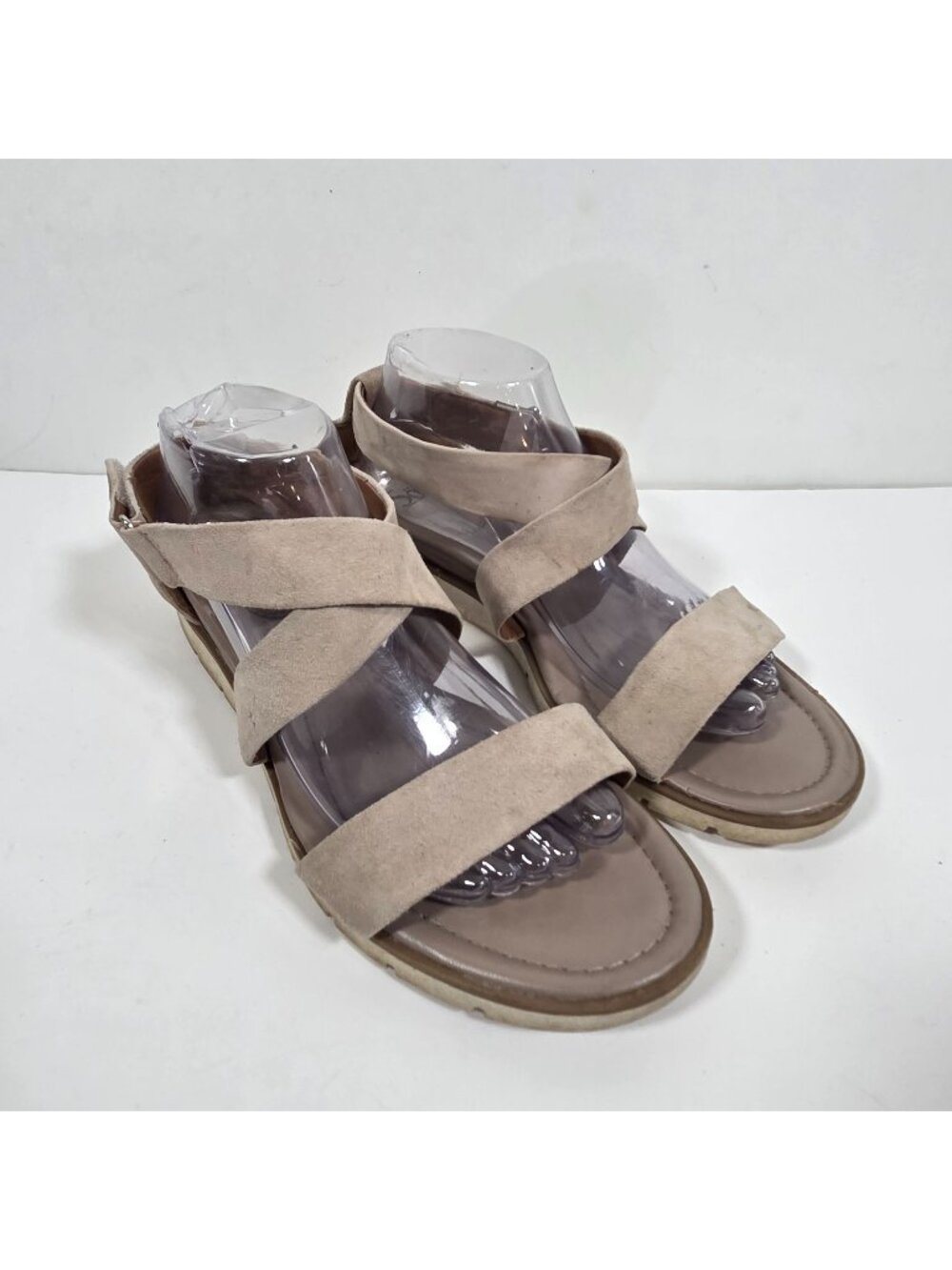 Sofft Women's Beige Sandals Size 11M Comfort Leather Strappy Summer Shoes